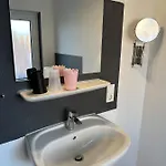 Gaestehaus Wind Und Alojamento de Acomodação e Pequeno-almoço 3*