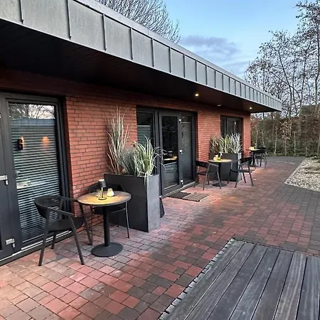 Gaestehaus Wind Und Bed & Breakfast 3*