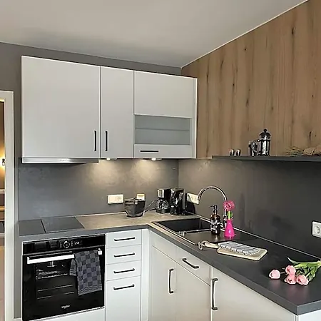 Gaestehaus Wind Und Bed & Breakfast 3*